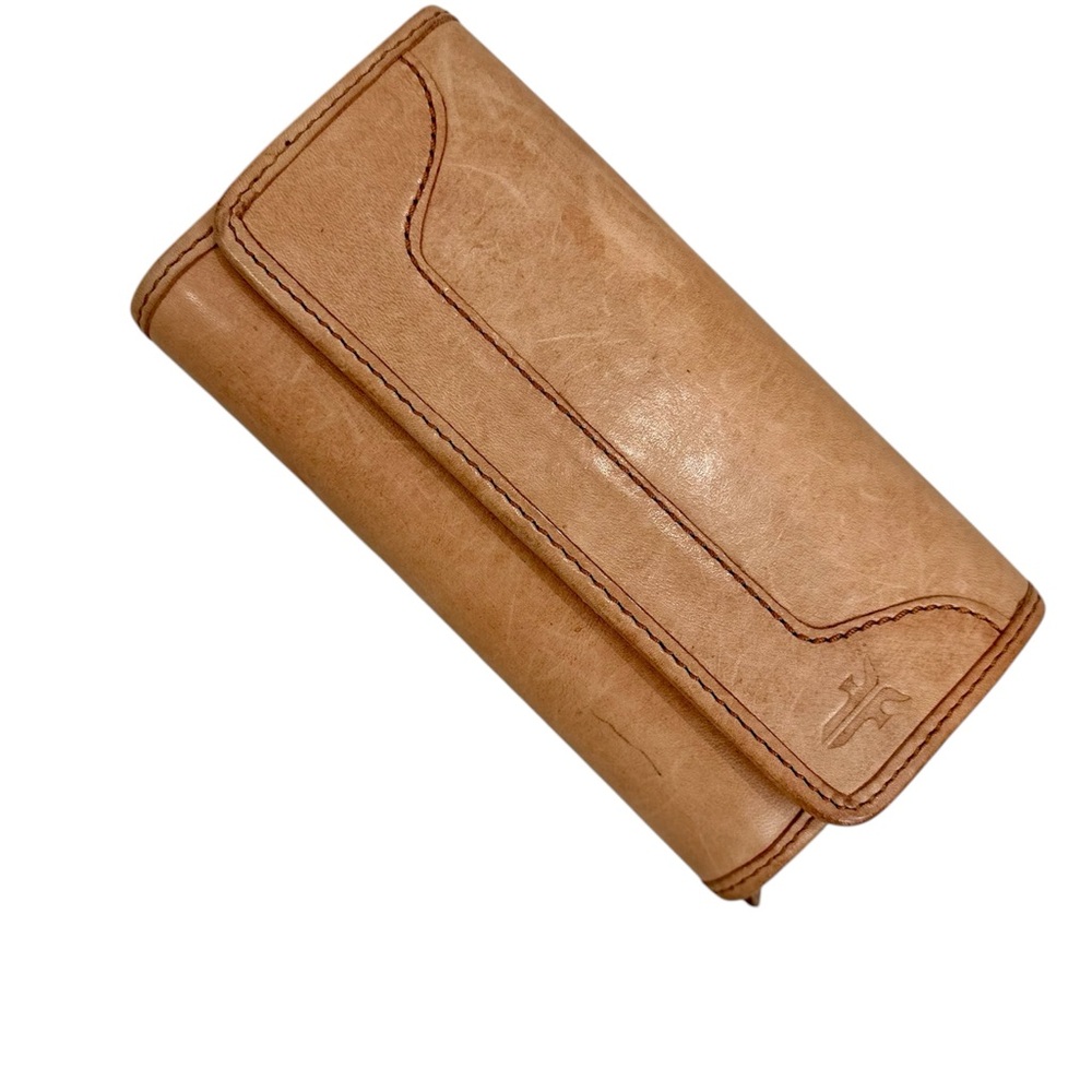 Frye wallet
